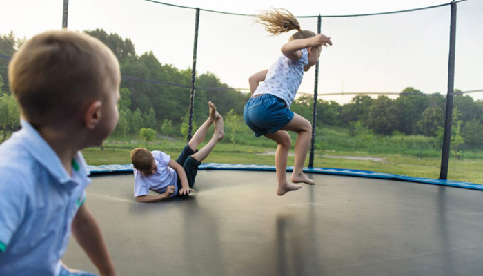 Trampoline